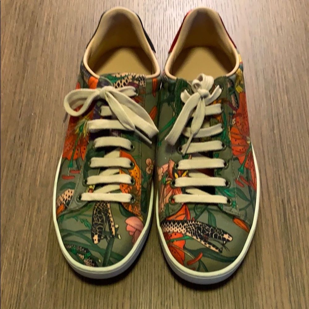 Gucci Sneakers Size 39 (9)